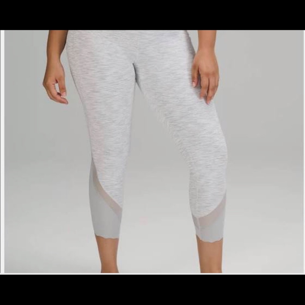 25” Wunder Under Scalloped Leggings Space Dye - 4